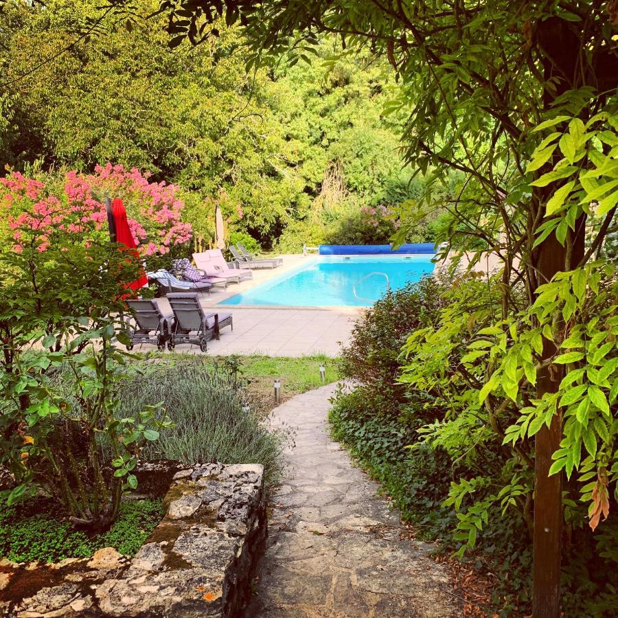 Uniquely Private Holiday Villa In The Charente Puyreaux المظهر الخارجي الصورة