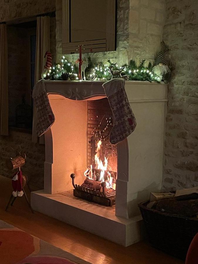 Uniquely Private Holiday Villa In The Charente Puyreaux المظهر الخارجي الصورة