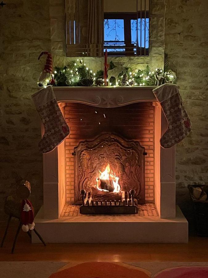 Uniquely Private Holiday Villa In The Charente Puyreaux المظهر الخارجي الصورة