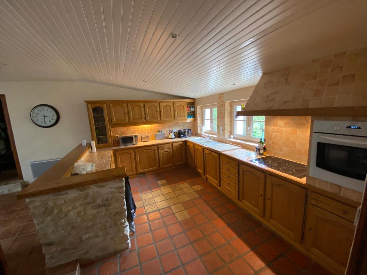 Uniquely Private Holiday Villa In The Charente Puyreaux المظهر الخارجي الصورة
